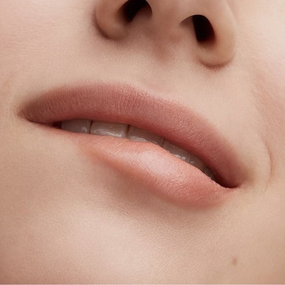 💄MARS TO YOUR VENUS a MAC LUSTREGLASS SHEER-SHINE. RETAIL $26. **NIB. - Picture 2 of 8